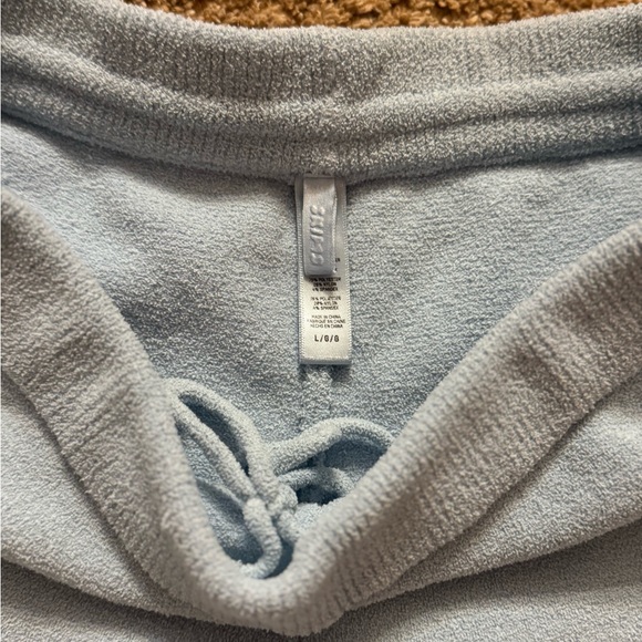 SKIMS Cozy light lounge shorts - Picture 2 of 4